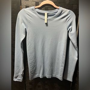 NWOT Light Blue Athleta Seamless Long Sleeve